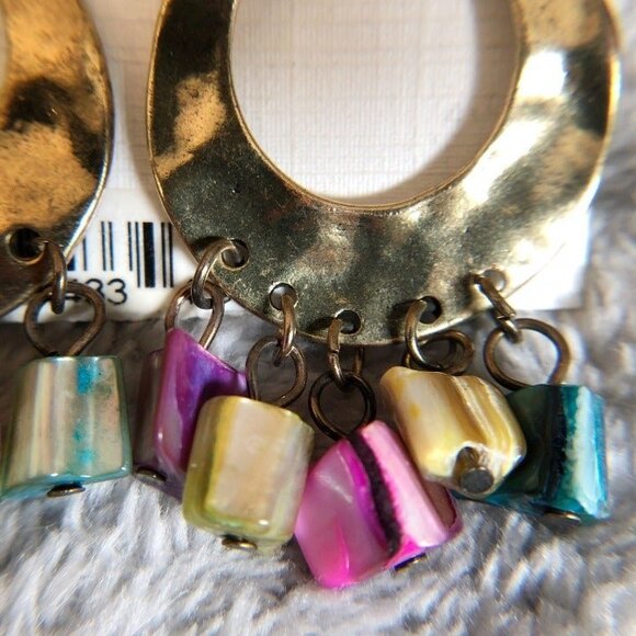 Liz Claiborne Chip Stone Hoop Pierced Dangle Earrings NOC - Picture 3 of 8